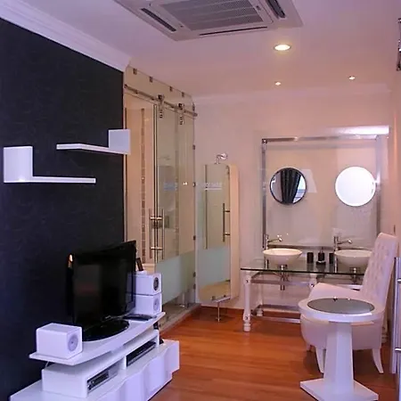 Hotel Devamli İçmeler